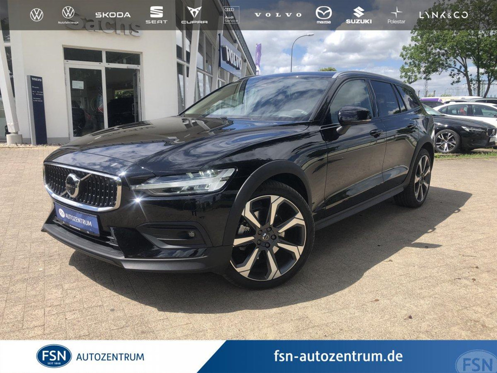 Volvo V60 Cross Country AWD Ultimate