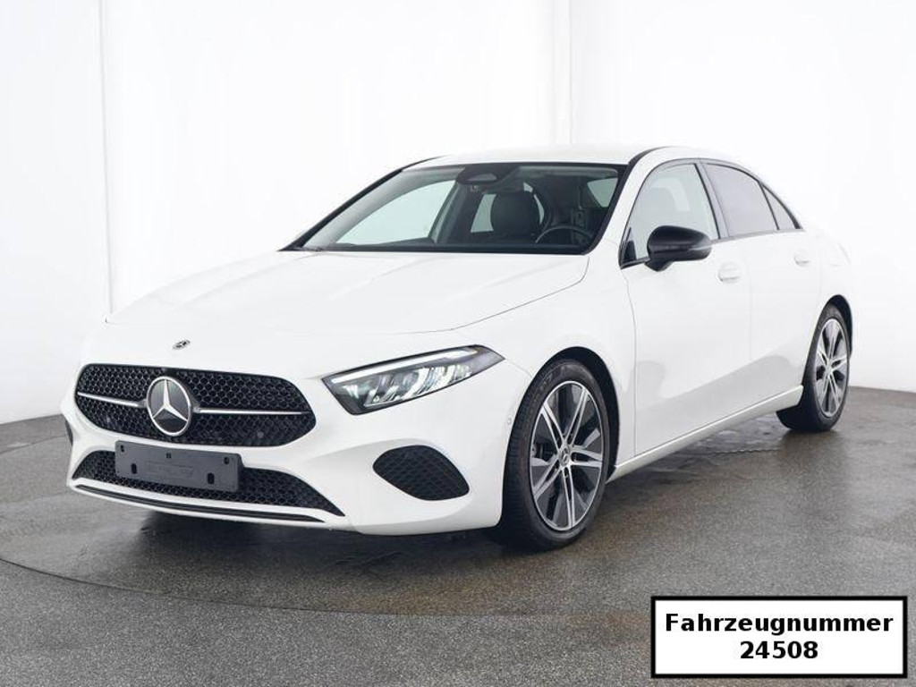Mercedes-Benz A-Klasse A 200 Progressive A 200 d