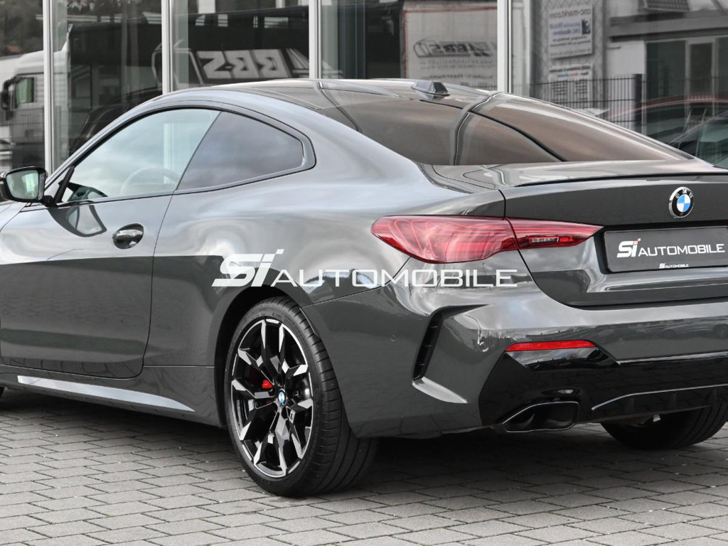 BMW M440