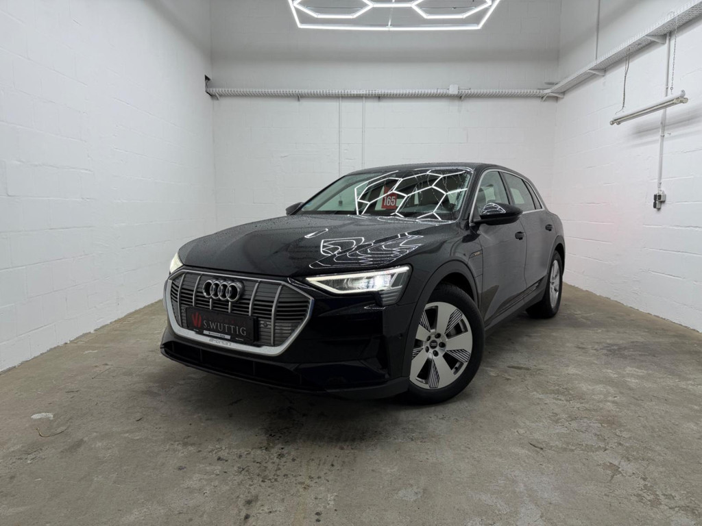 Audi e-tron Quattro 50