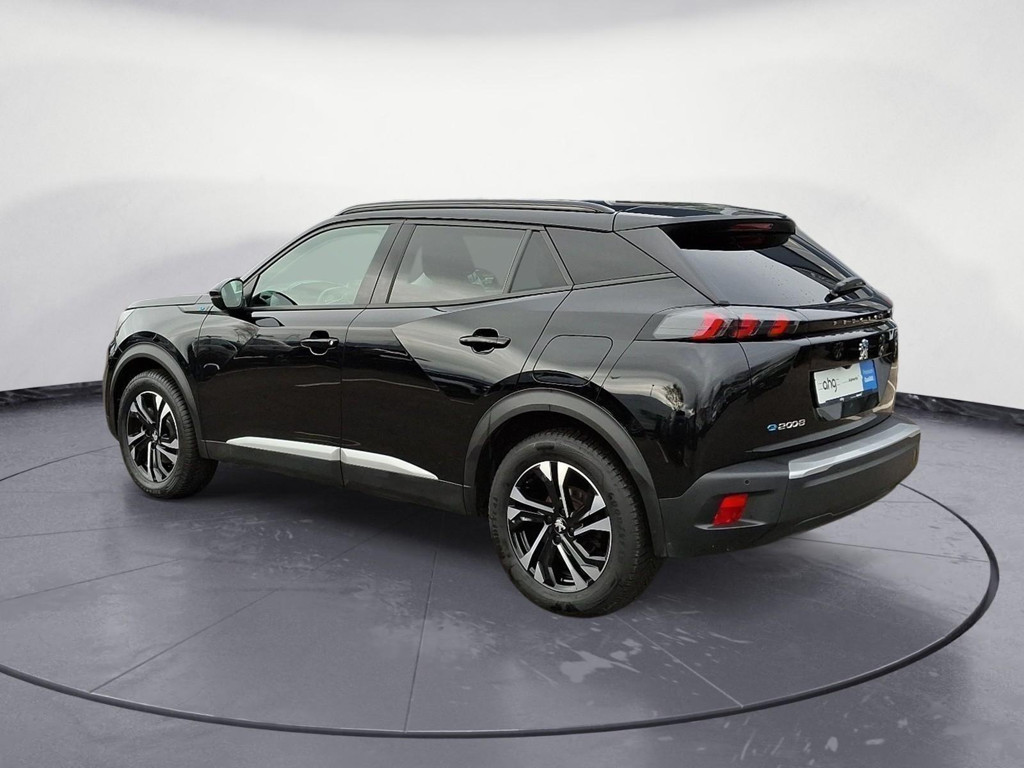Peugeot e-2008
