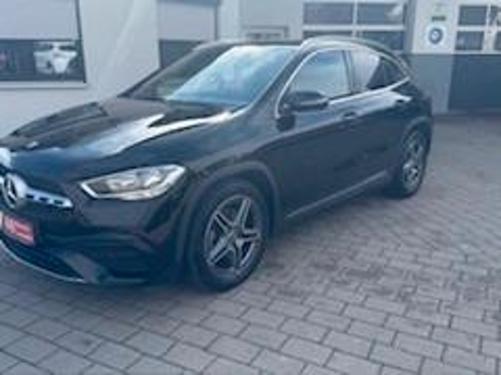 Mercedes-Benz GLA-Klasse GLA 200 AMG Line Business Line GLA 200 d