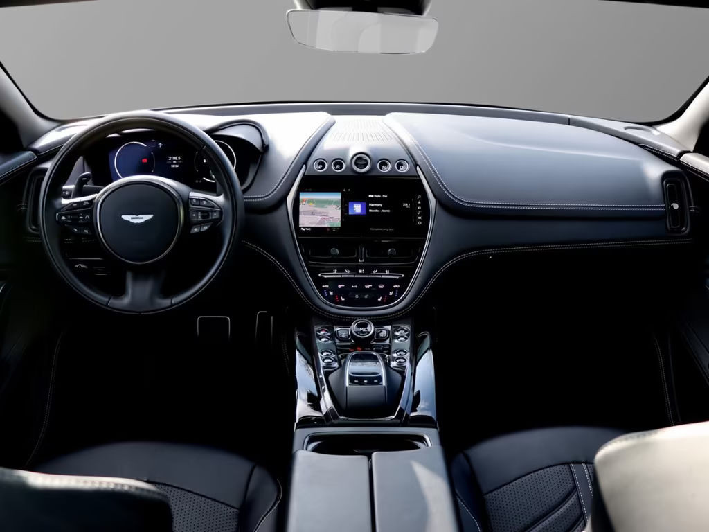 Aston Martin DBX