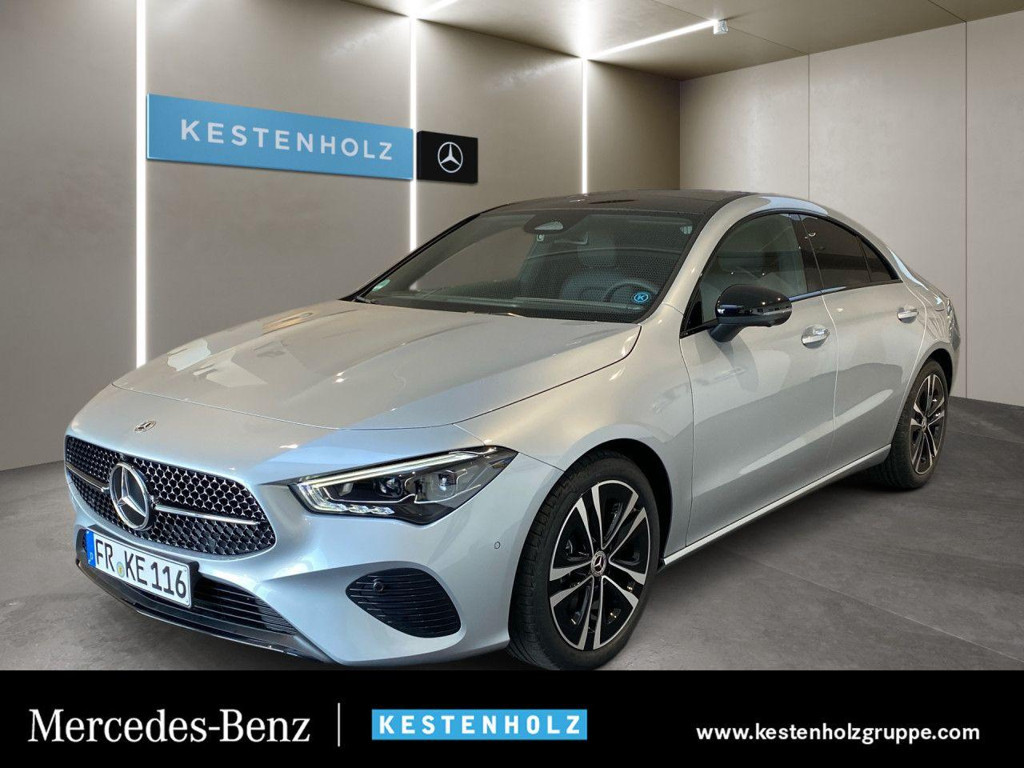 Mercedes-Benz CLA-Klasse CLA 200 Cp. Carbon 360° Pano Multibeam Night