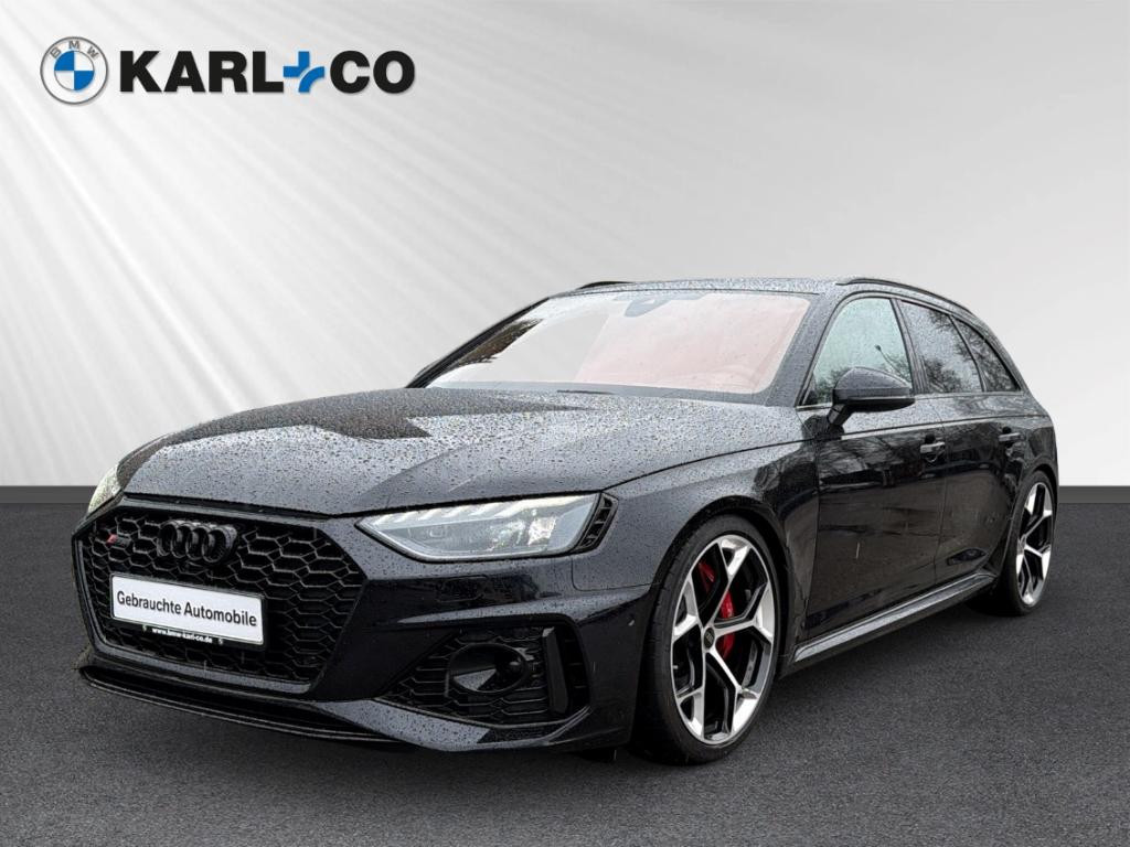 Audi RS4 Avant Quattro Competition