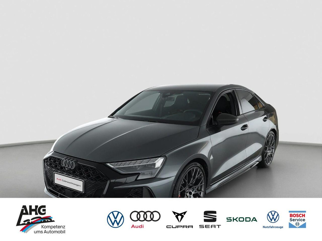Audi RS3 Sedan Quattro