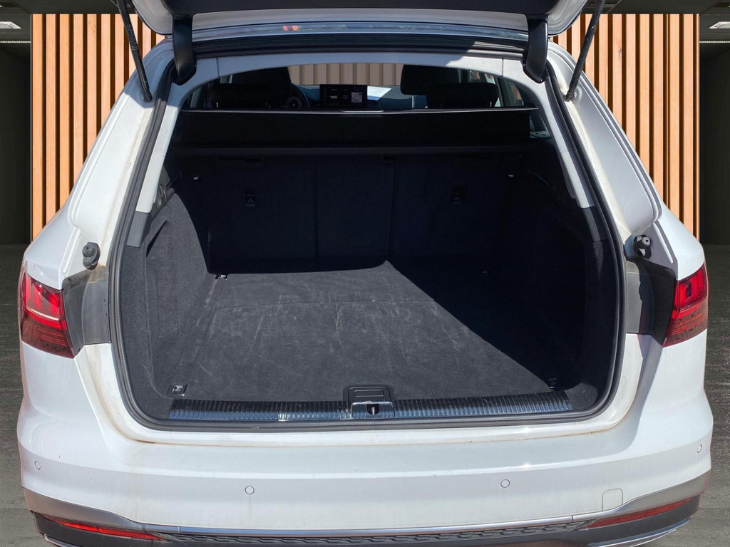 Audi A4 Avant S-Line 40 TFSI