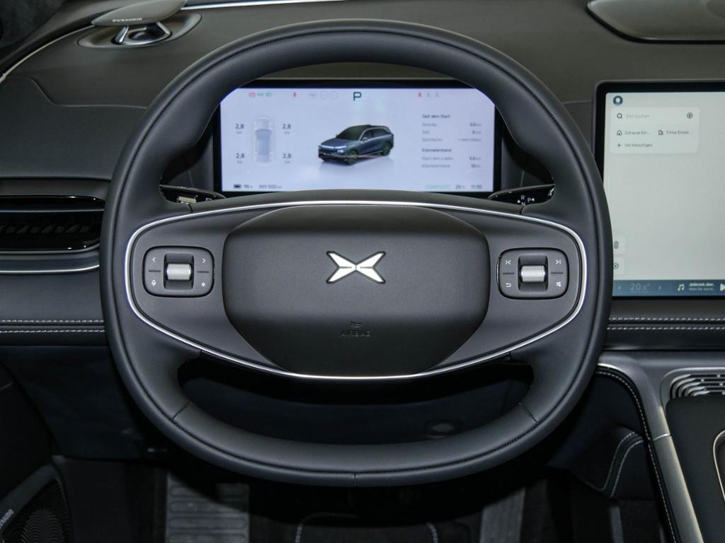 Xpeng G9
