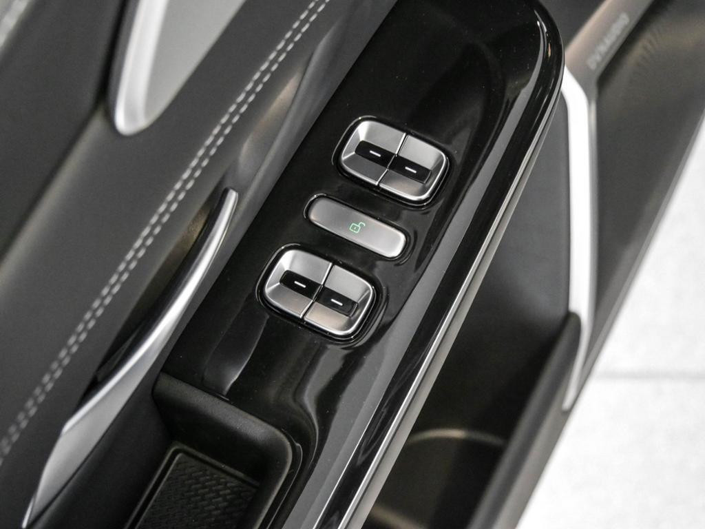 Xpeng G9