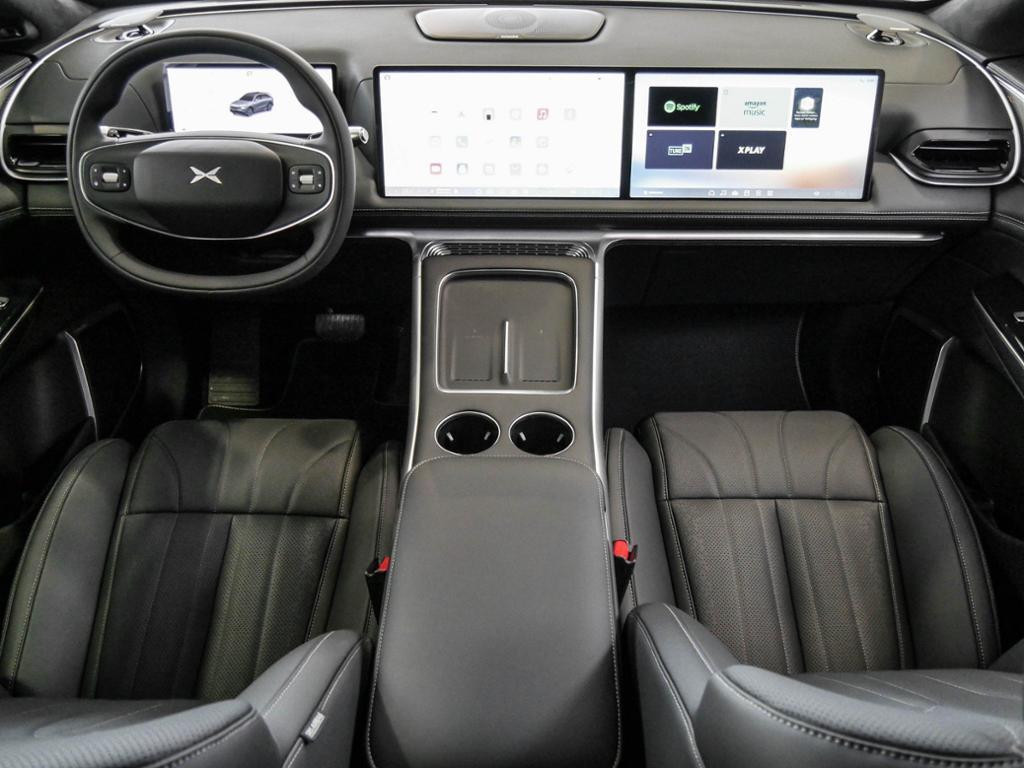 Xpeng G9
