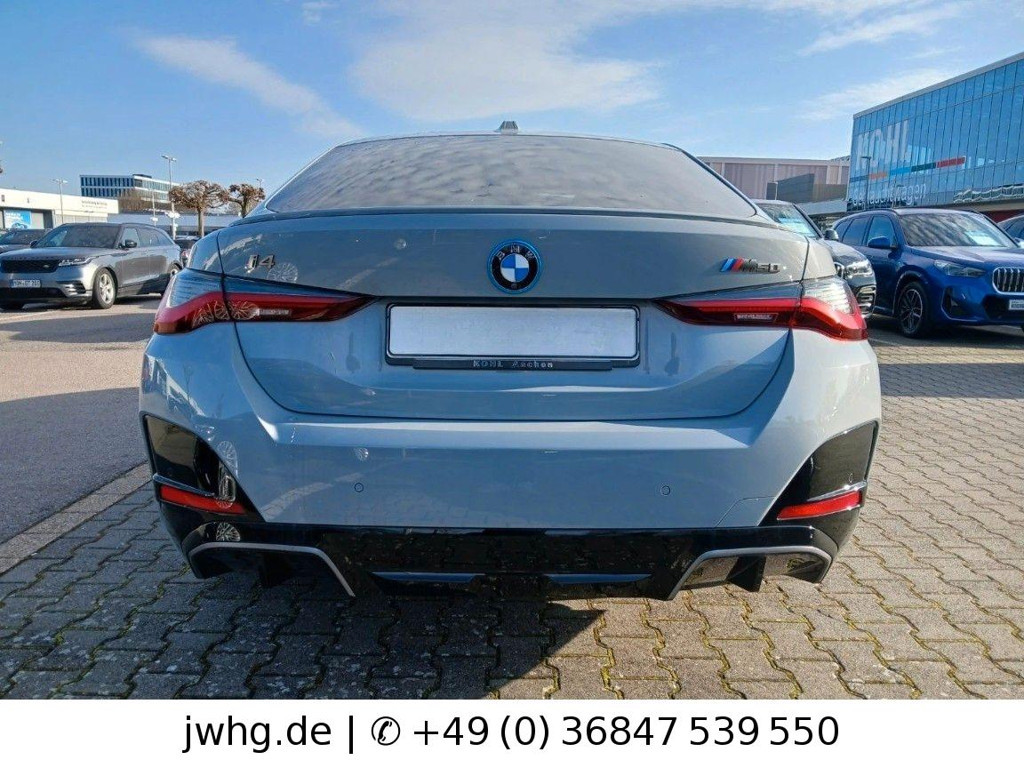 BMW i4