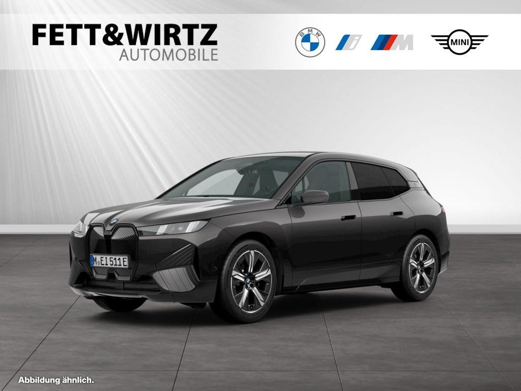 BMW iX xDrive45