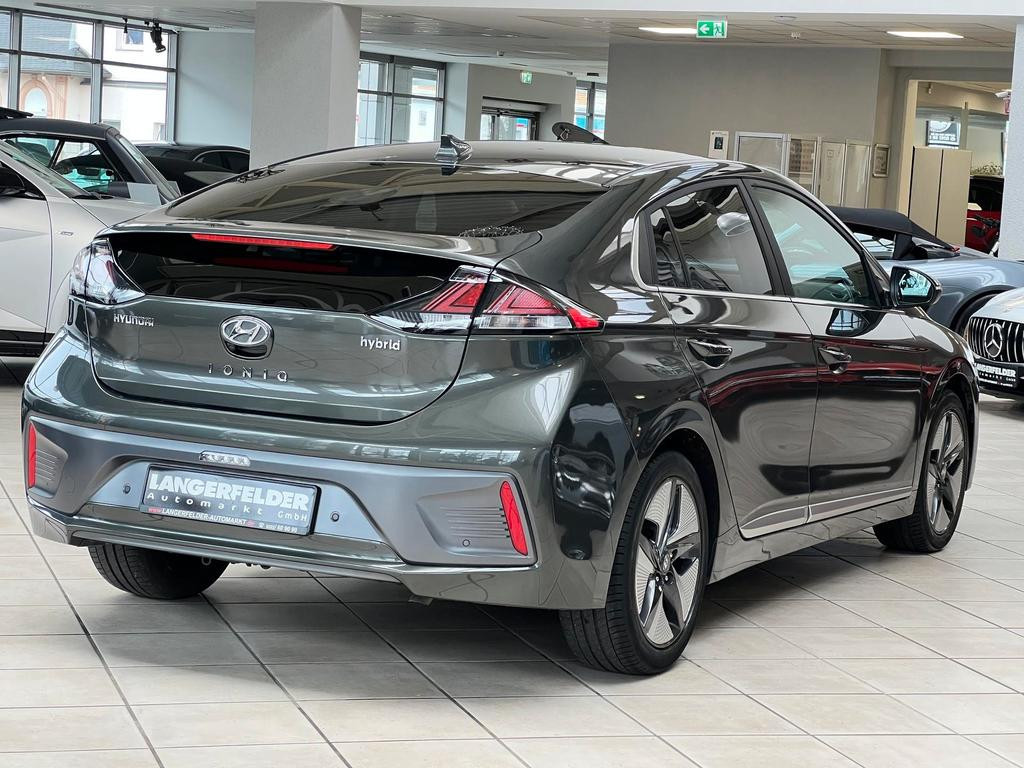 Hyundai Ioniq