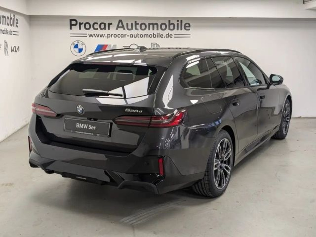 BMW 5 Serie 520 M-Sport 520d