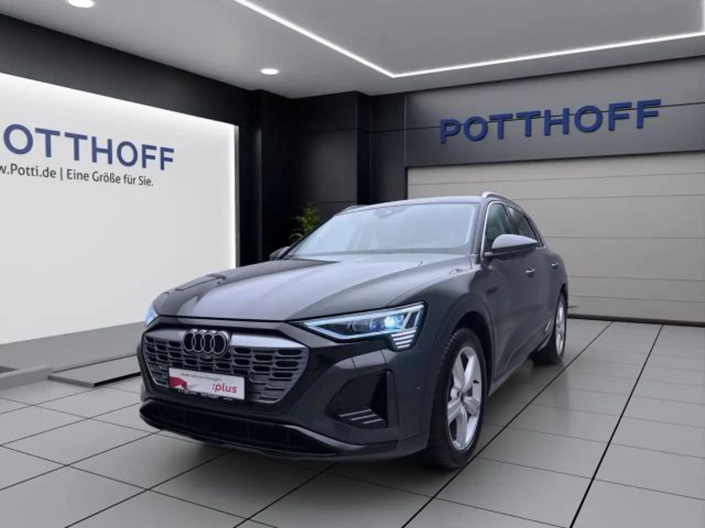 Audi Q8 e-tron Quattro S-Line 50
