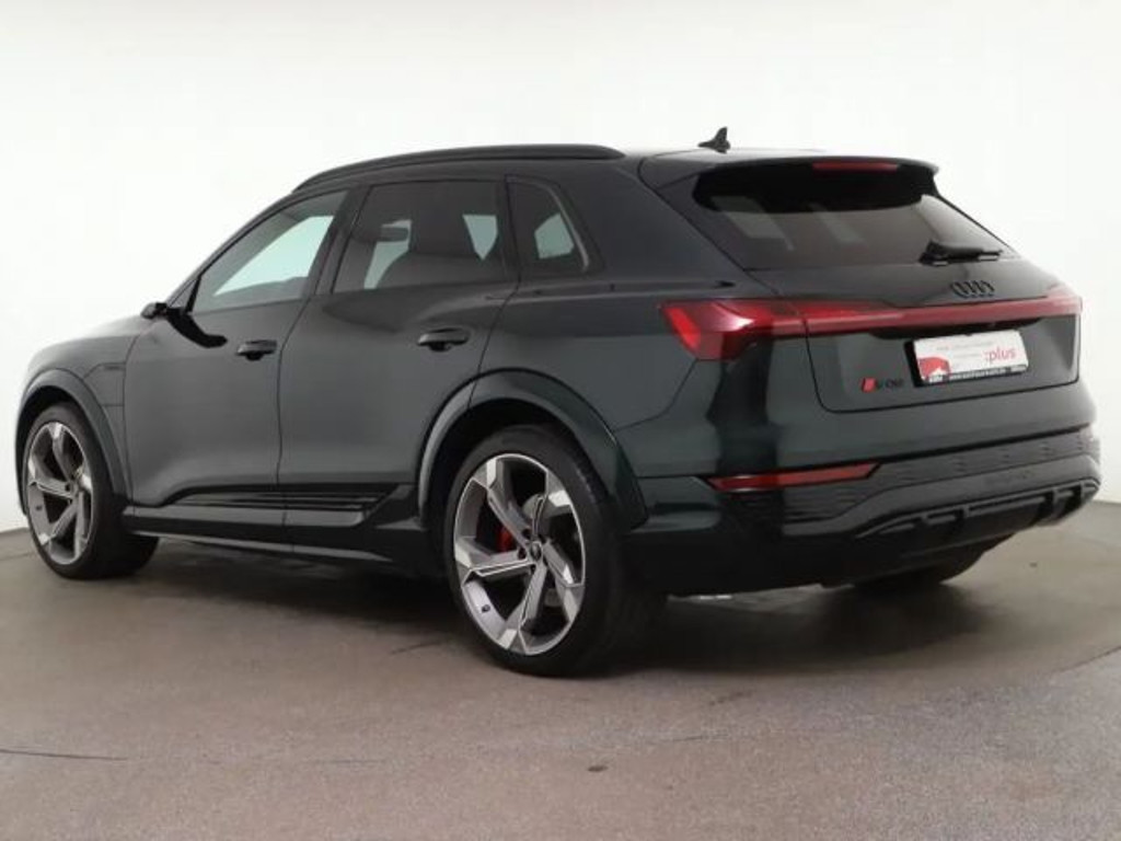 Audi SQ8 e-tron