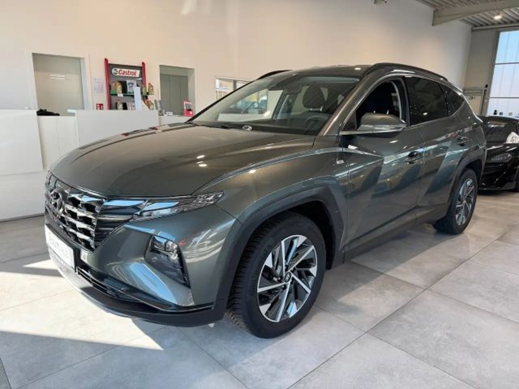 Hyundai Tucson Trend Hybrid 2WD