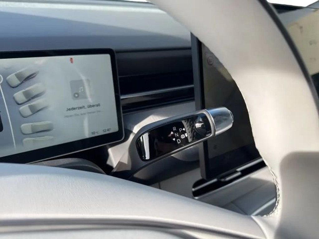 Xpeng G6