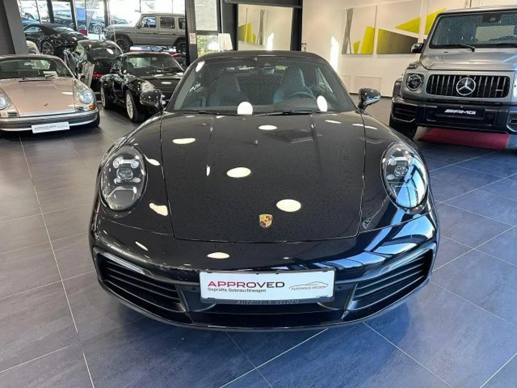 Porsche 992