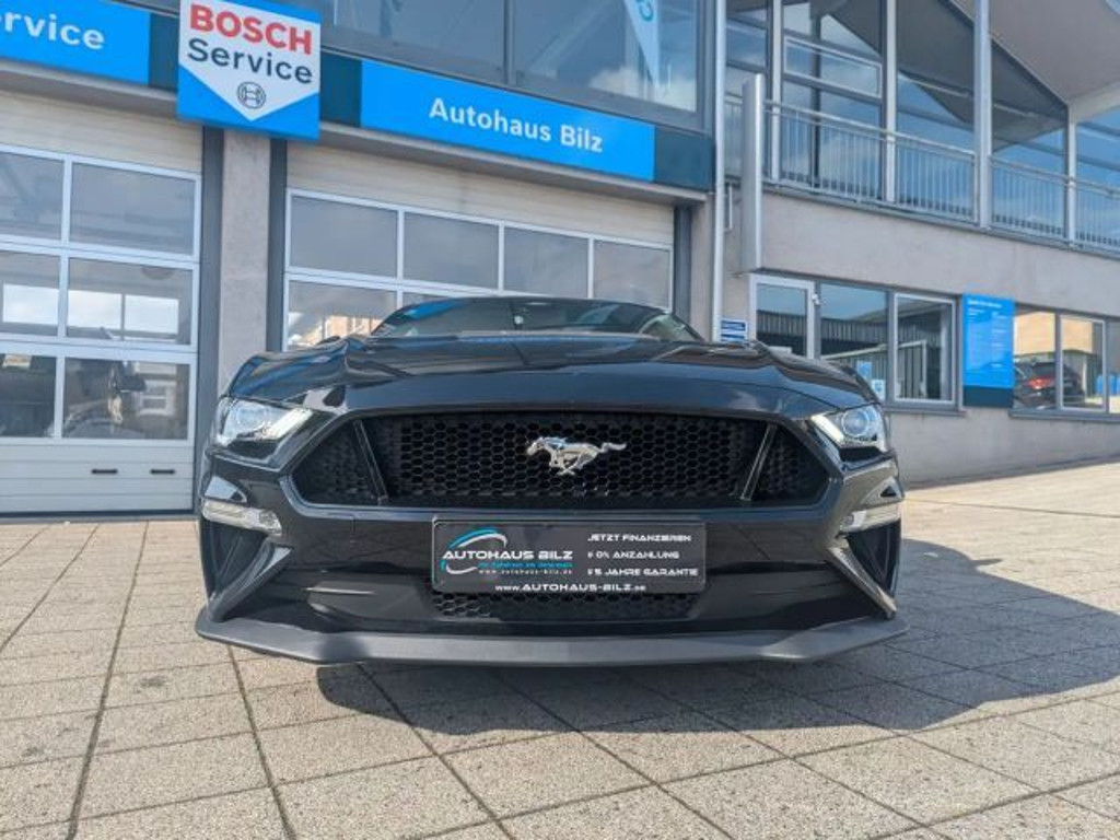 Ford Mustang Fastback GT 5.0 V8