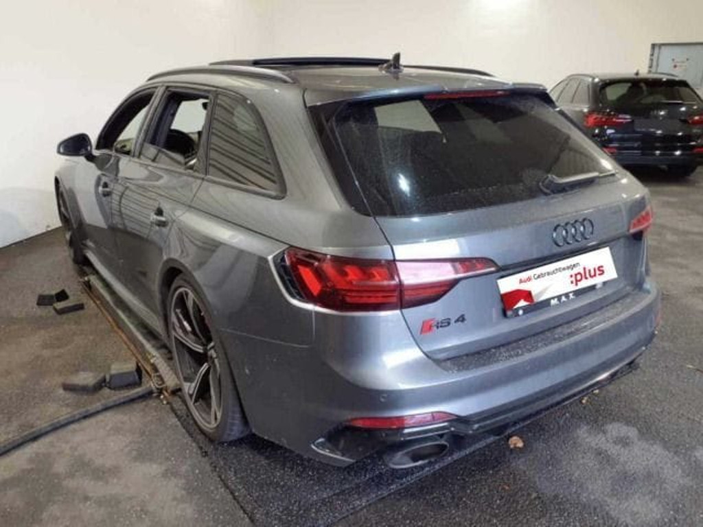 Audi RS4