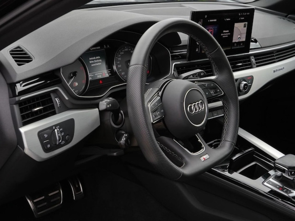 Audi S4
