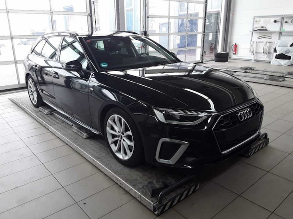 Audi A4 Avant Quattro S-Line S-Tronic 40 TDI