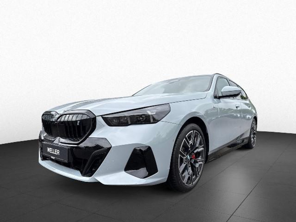 BMW i5 Touring eDrive40