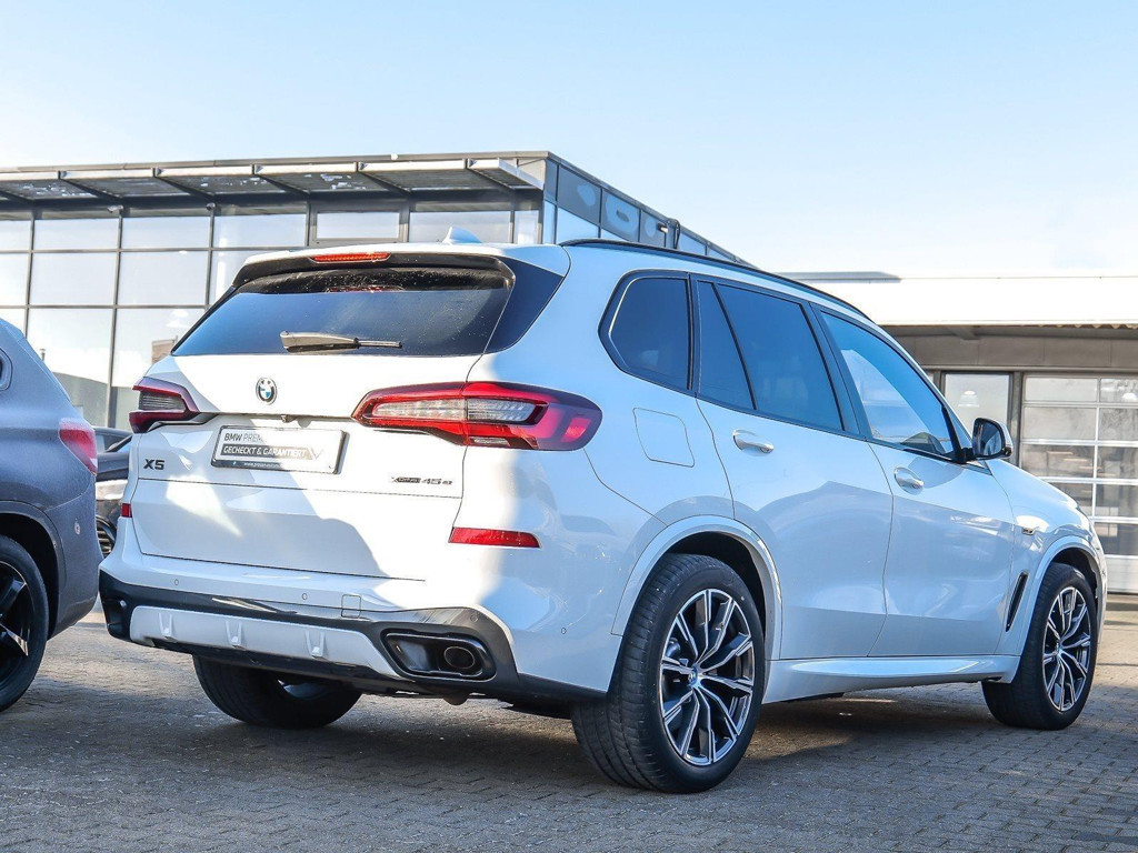BMW X5 xDrive45e