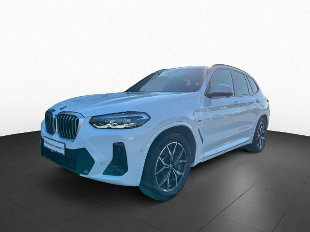 BMW X3 xDrive30e