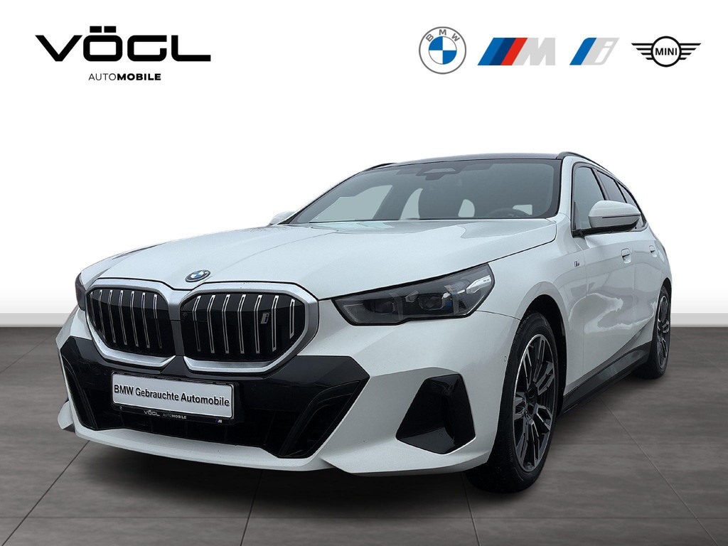 BMW i5 Touring eDrive40