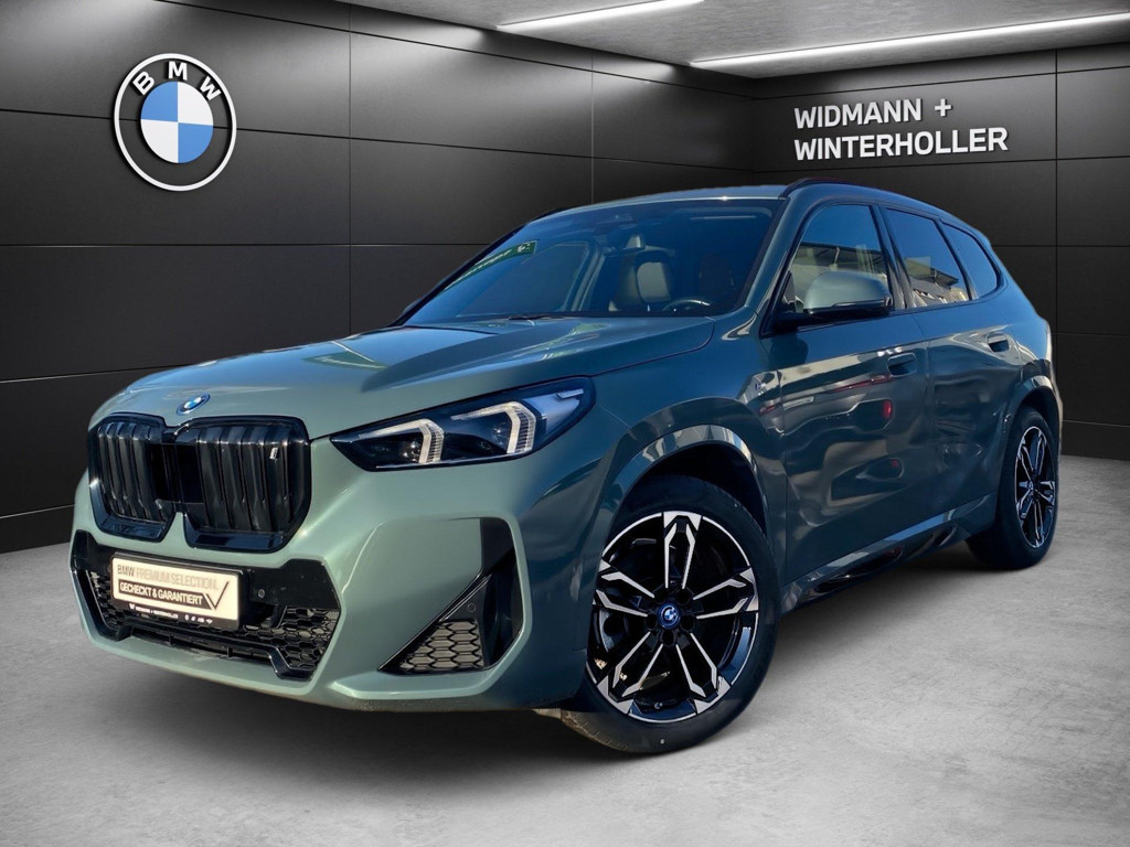BMW iX1 xDrive30