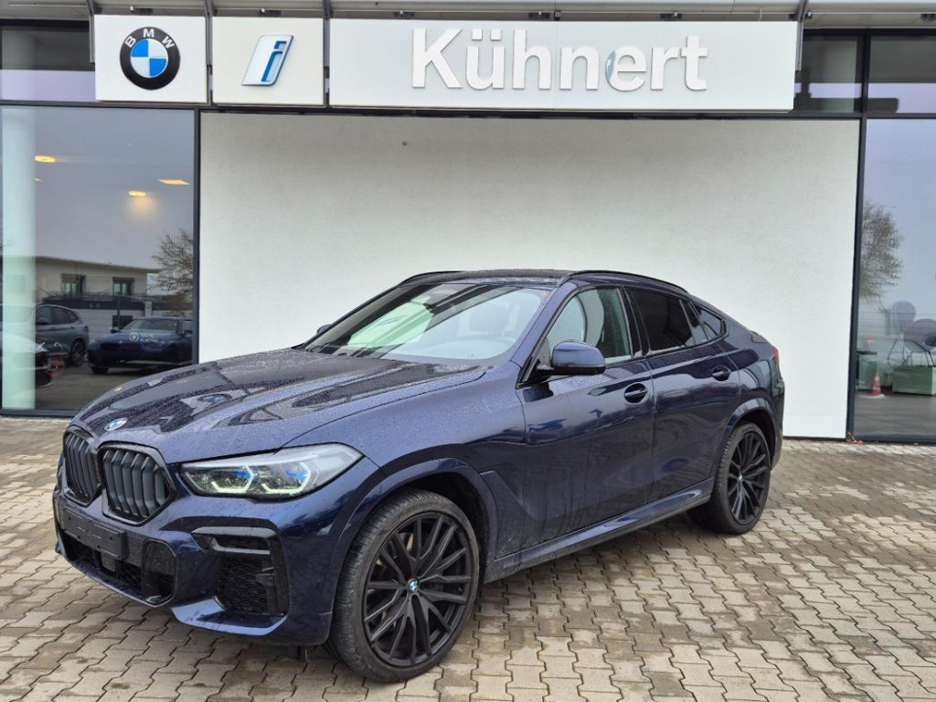 BMW X6 M50i