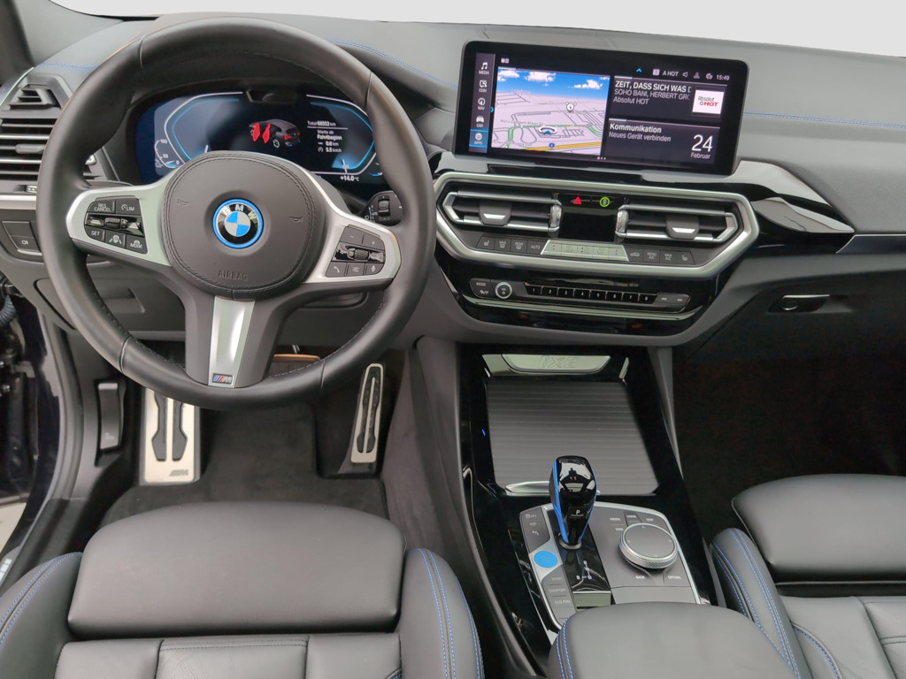 BMW iX3