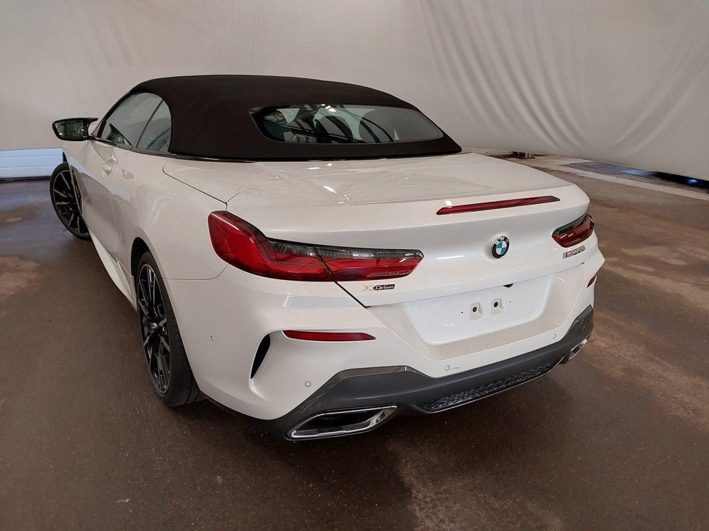 BMW M850