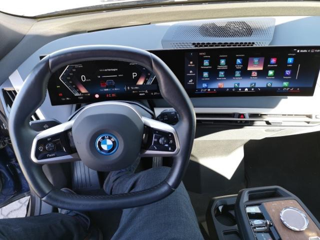BMW iX xDrive40