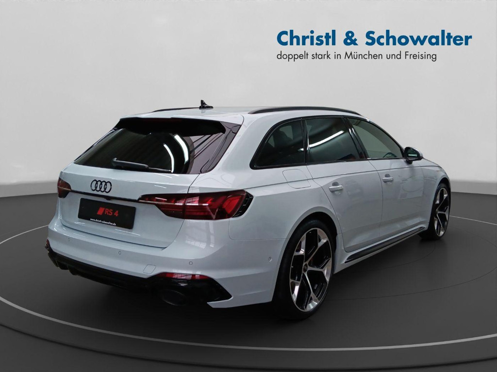 Audi RS4