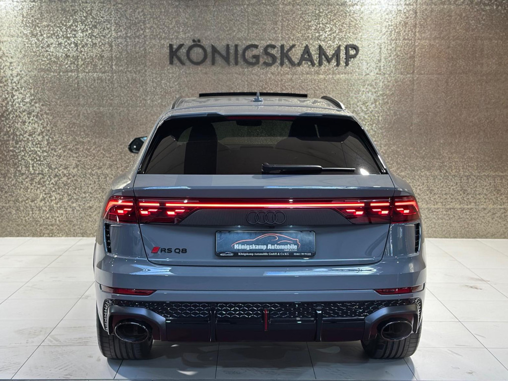 Audi RS Q8