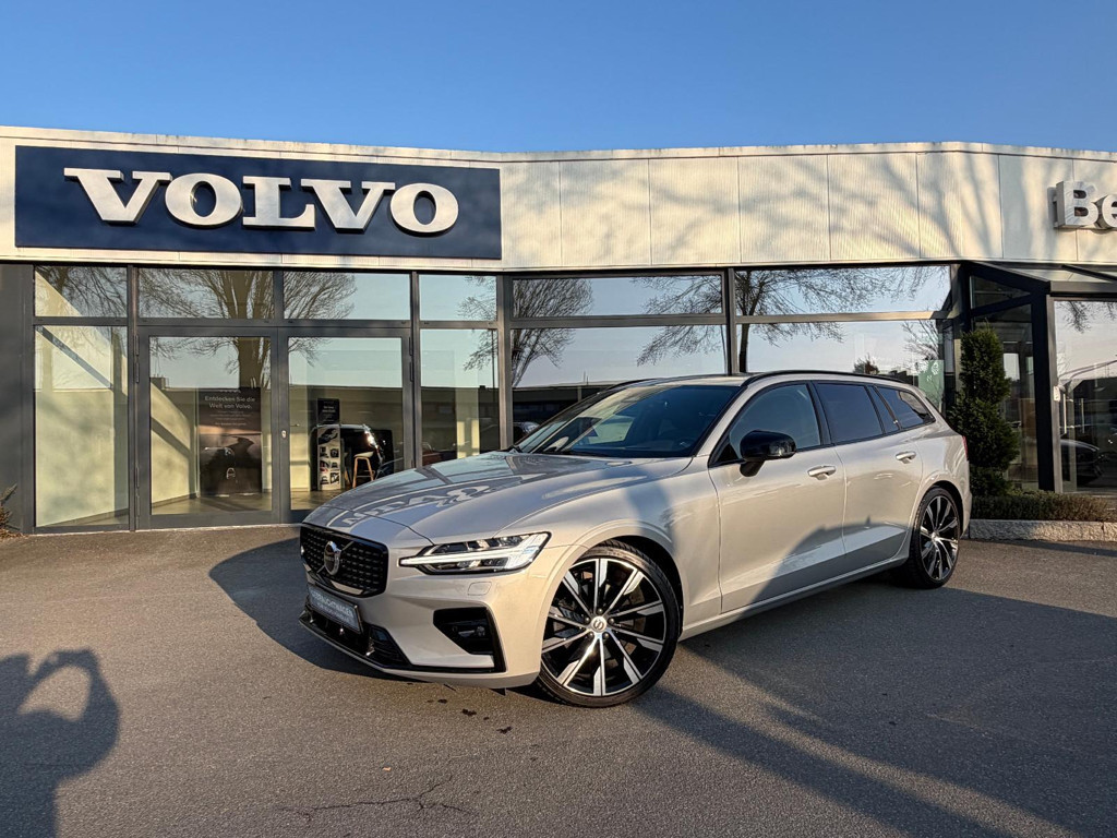 Volvo V60 Ultimate Dark