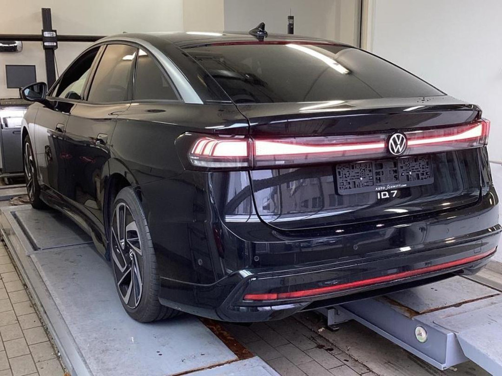 Volkswagen ID.7