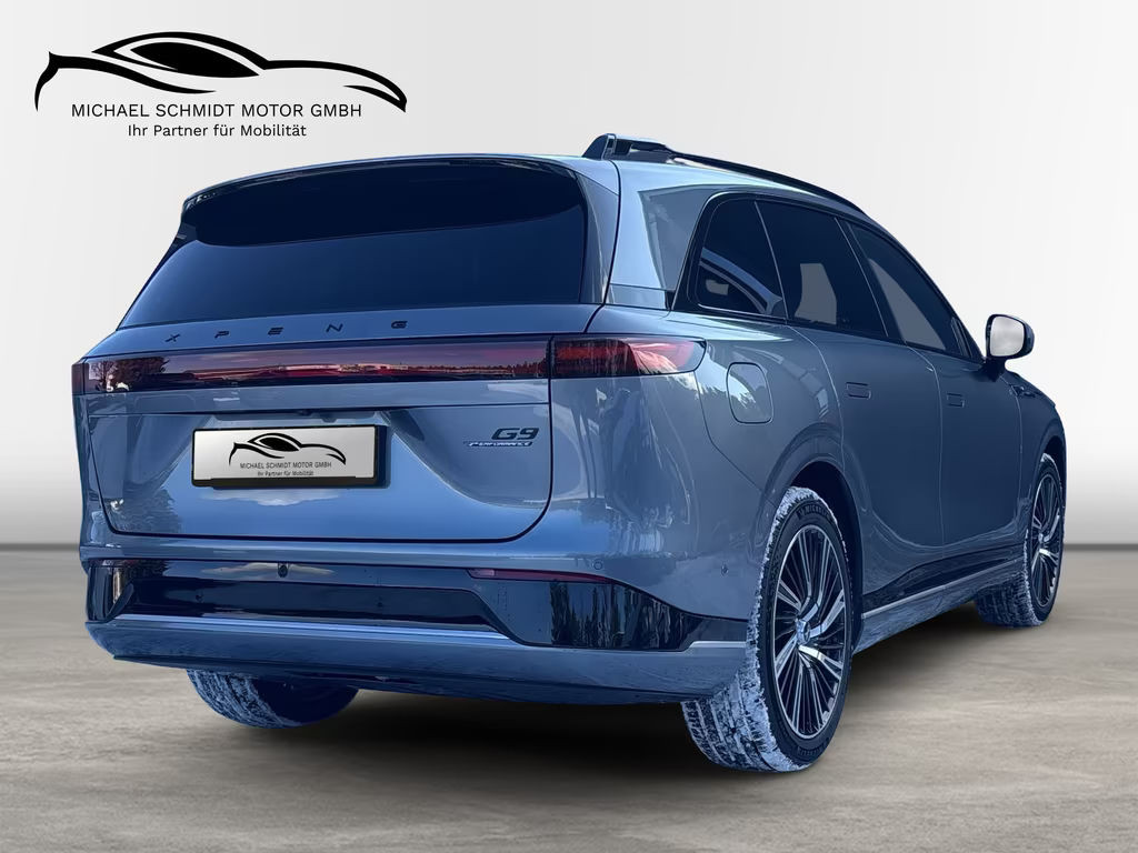 Xpeng G9