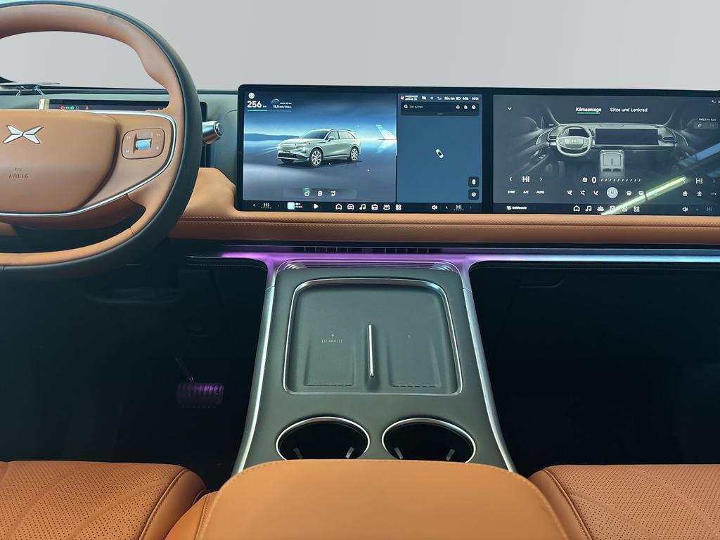 Xpeng G9
