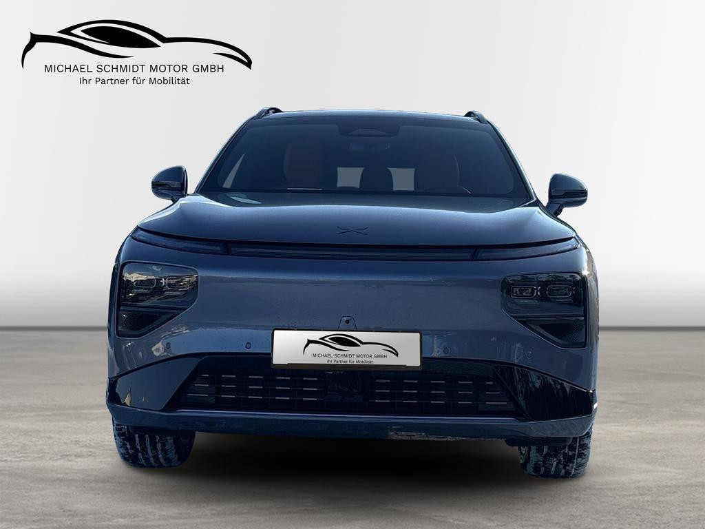 Xpeng G9