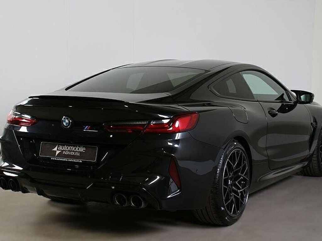 BMW M8