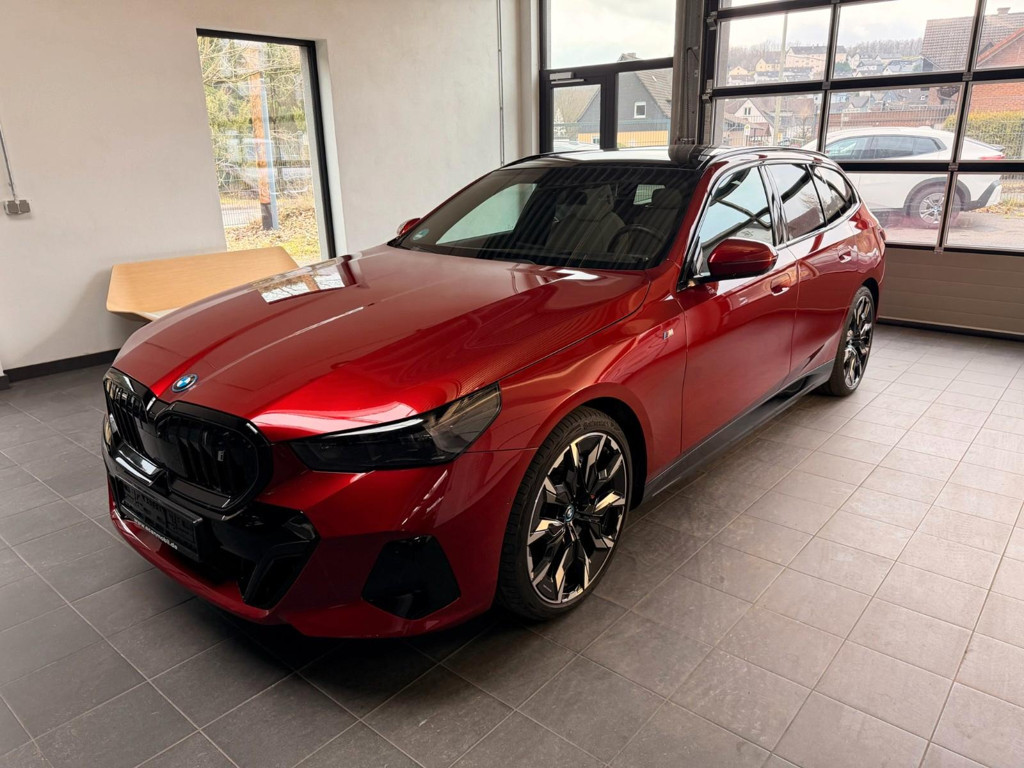BMW i5 Touring