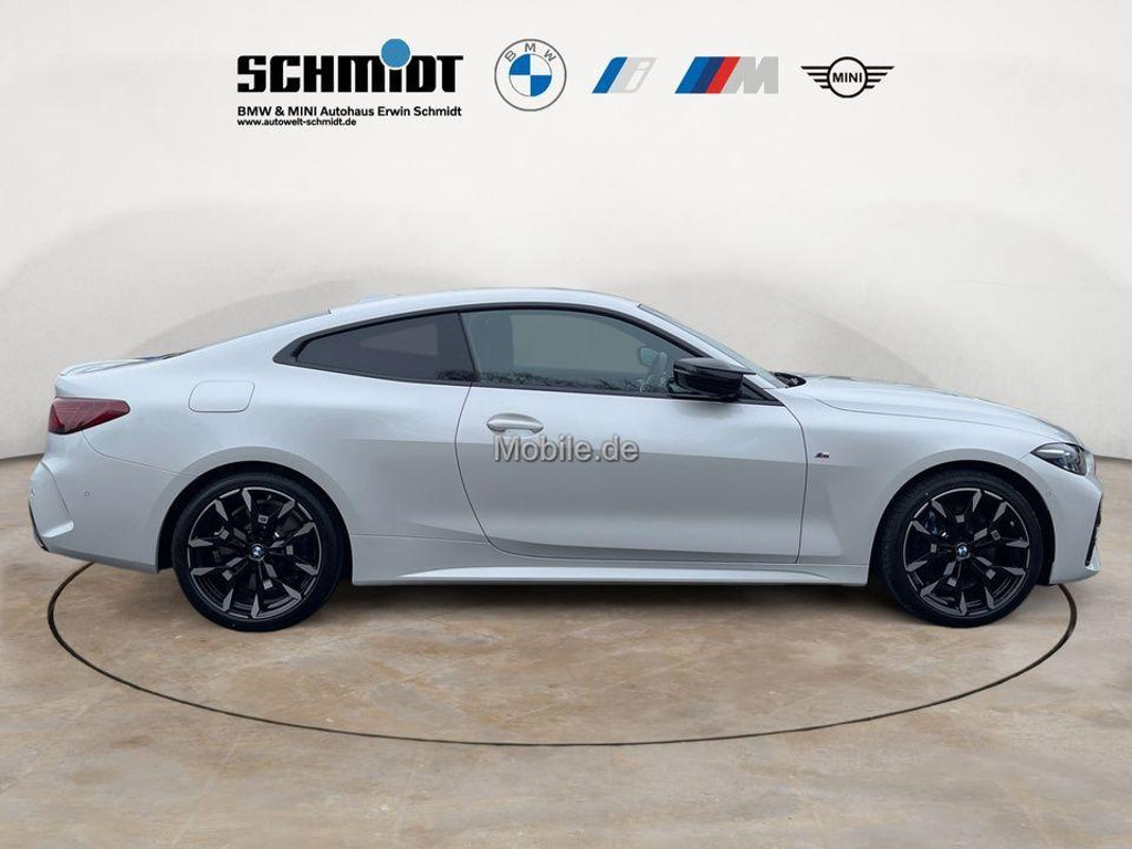 BMW M440