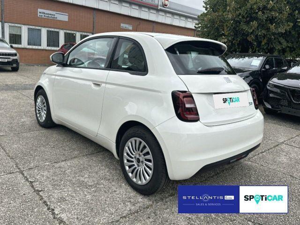 Fiat 500e 42 kWh