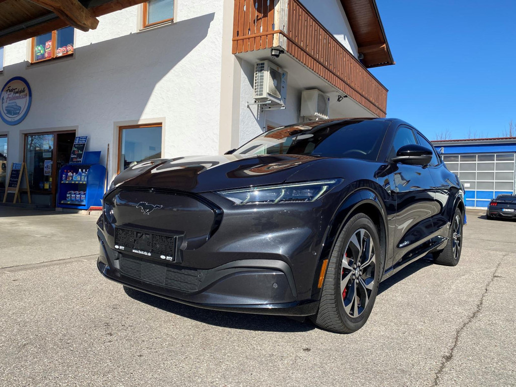Ford Mustang Mach-E AWD