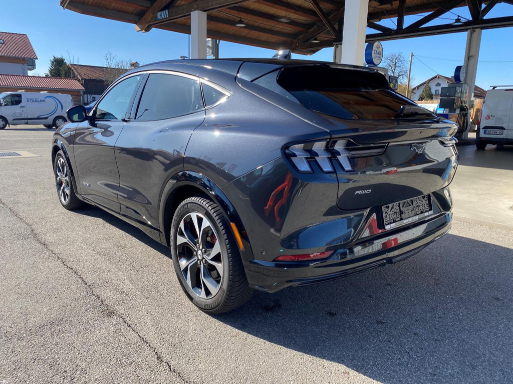 Ford Mustang Mach-E