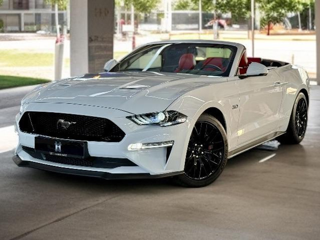 Ford Mustang Convertible GT 5.0 V8